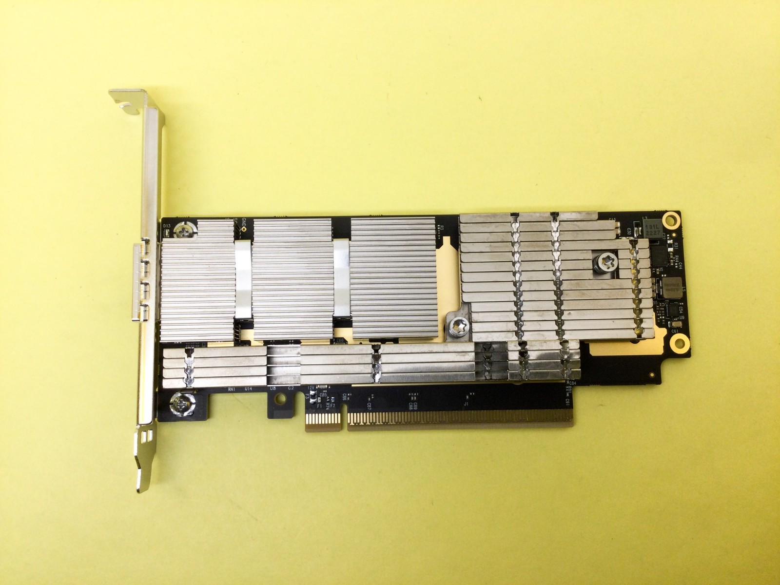P45642-B21 HPE INFINIBAND NDR200 1-PORT OSFP PCIE5 X16 MCX75310AAS-HEAT W/high