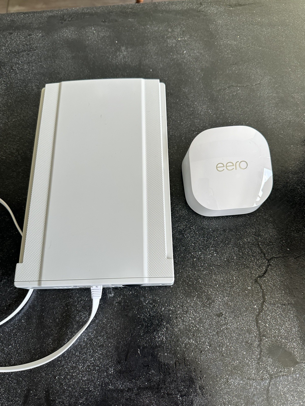 eero 6+ Wi-Fi Router and Titan 5100 modem, US Cellular connected 