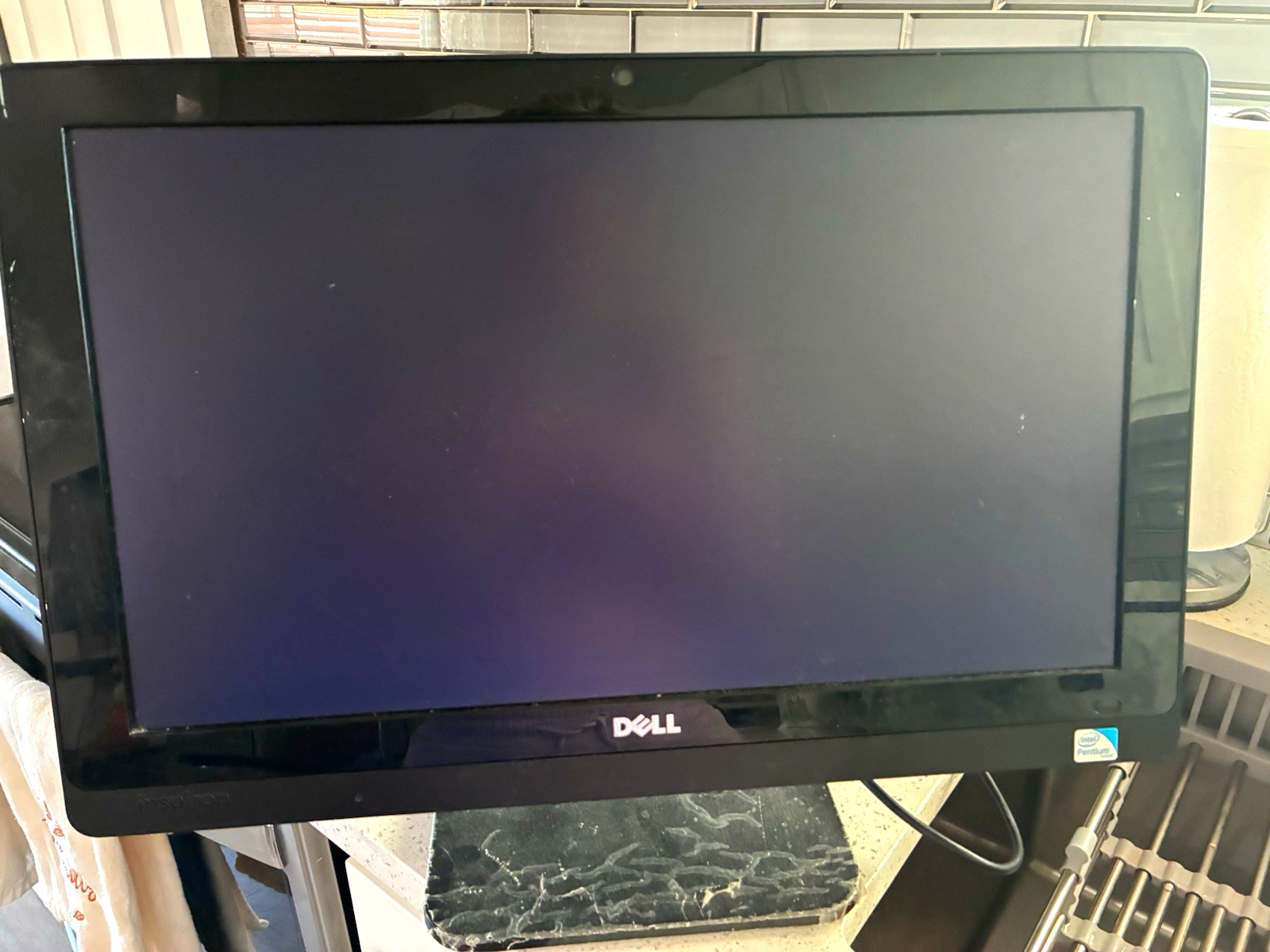 Dell Inspiron One All-in-One Intel Pentium Win10 Intel HD Wi-Fi Camera Black
