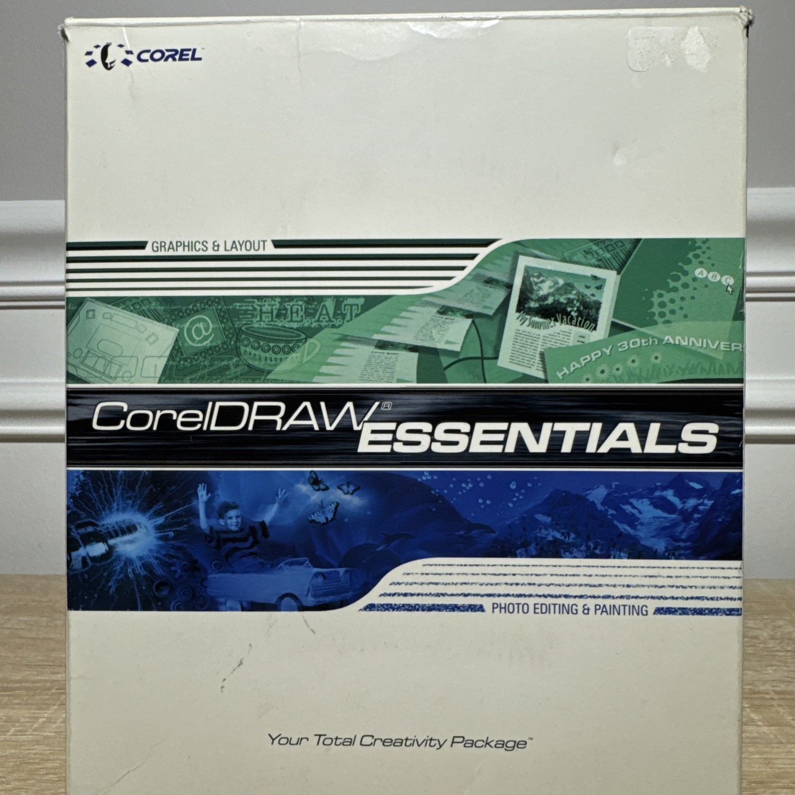 VTG CorelDraw Graphics Suite 9 Academic PC Software CD-Rom - New W Autheticity