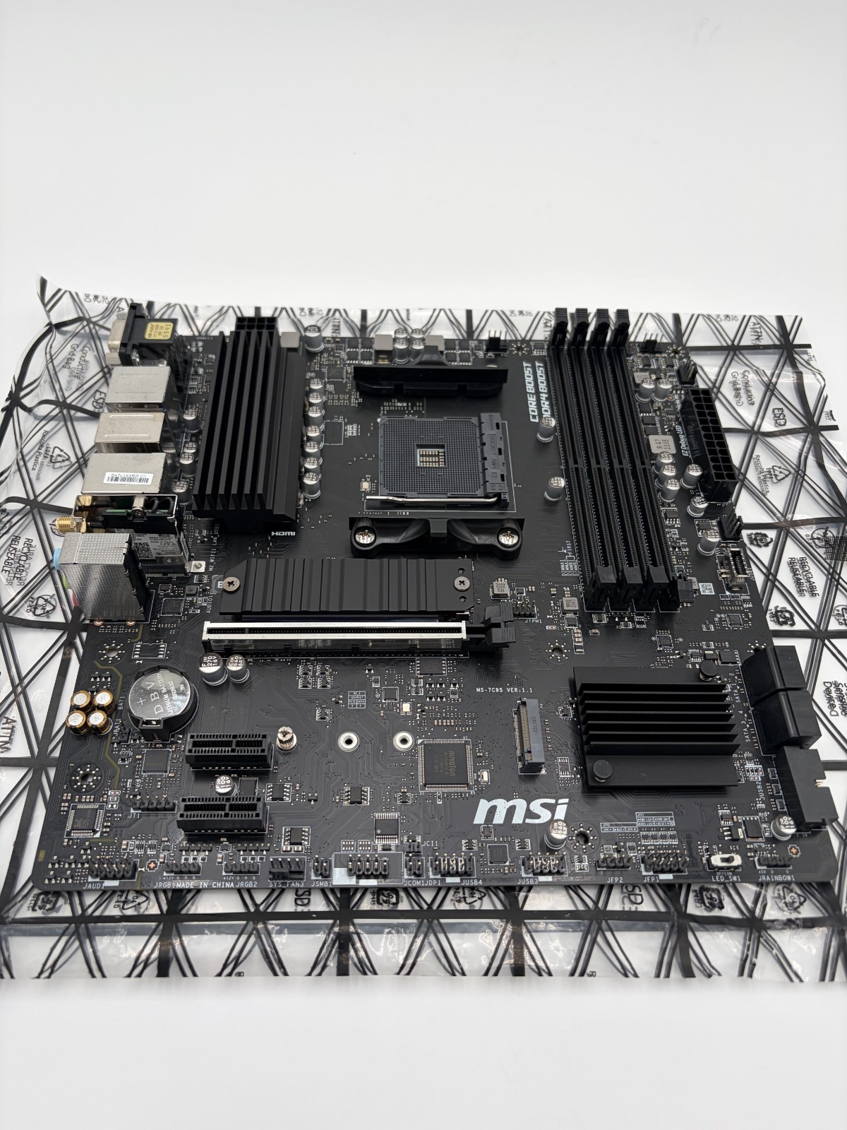 MSI B550M PRO-VDH WIFI AMD B550 Socket AM4 ATX Motherboard