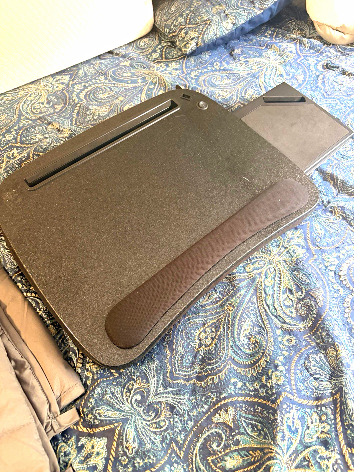 sofia+sam Black Lap Desk w/ Built-In USB Port, Fits 15-17 in Laptops