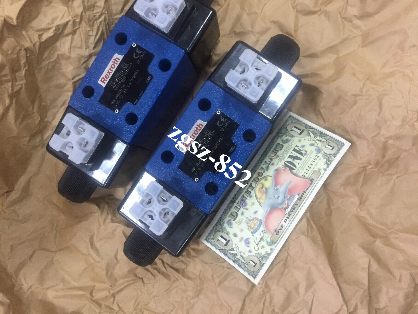 4WE10J3X/CW110N9K4 NEW REXROTH VALVE R900592338 1PC Fast shipping DHL FedEx