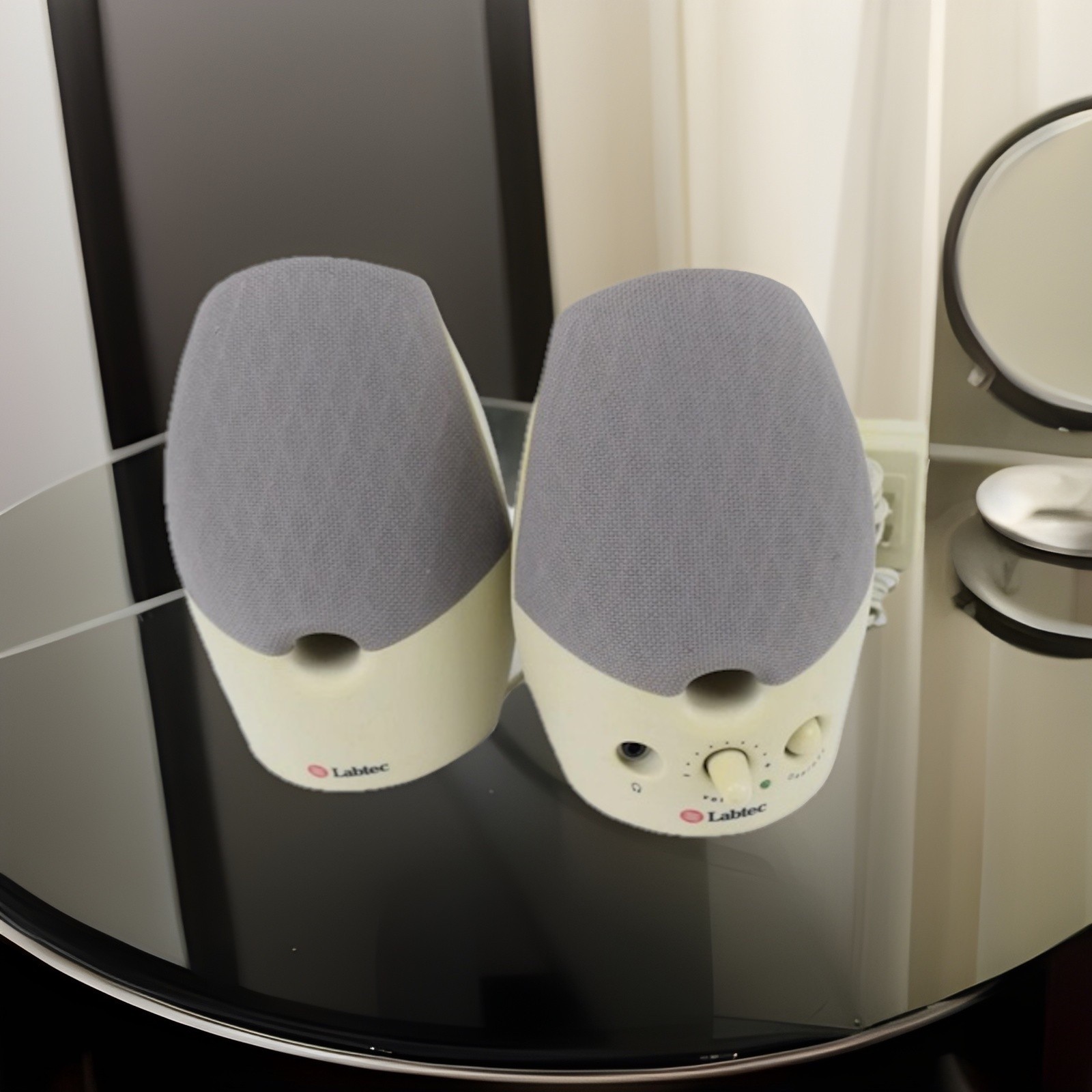 Labtec LCS-1050 Desktop Computer Speakers ,works Great.