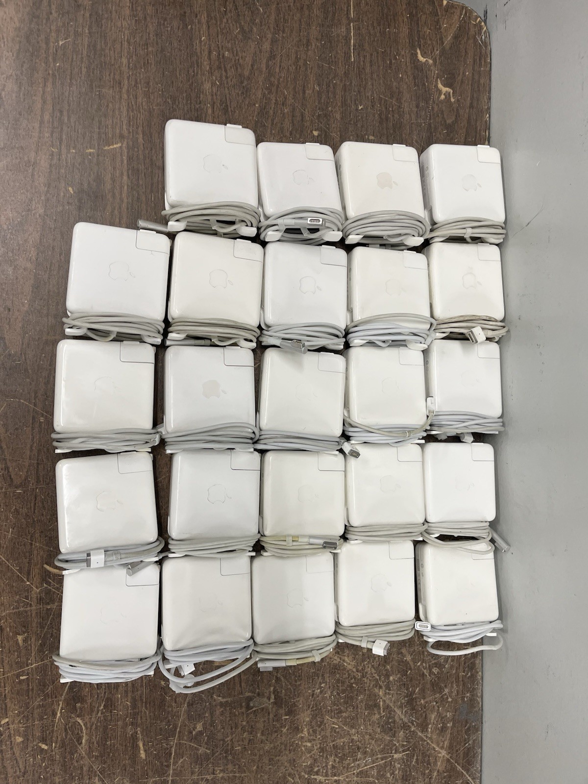 Lot Of 24 Apple 85W MagSafe  1 Power Adapters For MacBook