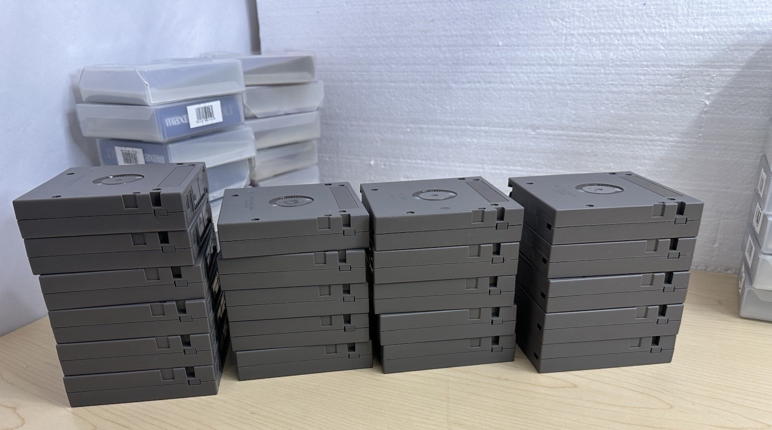 Maxell DLTtape III & Digital DLT Data Cartridges Lot of 21 Used Selling As Blank
