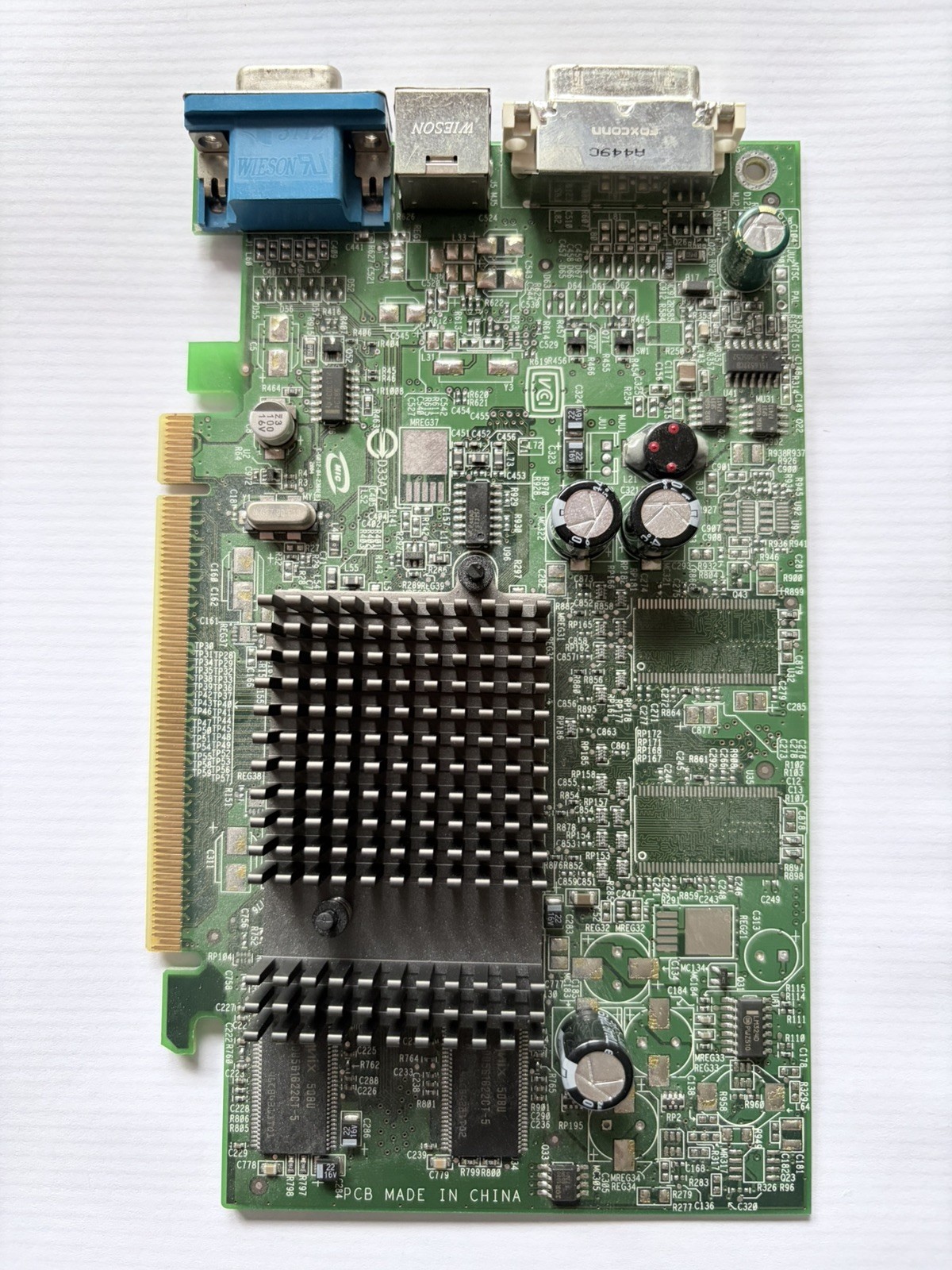 ATI Radeon X300 SE 128 MB DDR PCI Express x16 Video Card