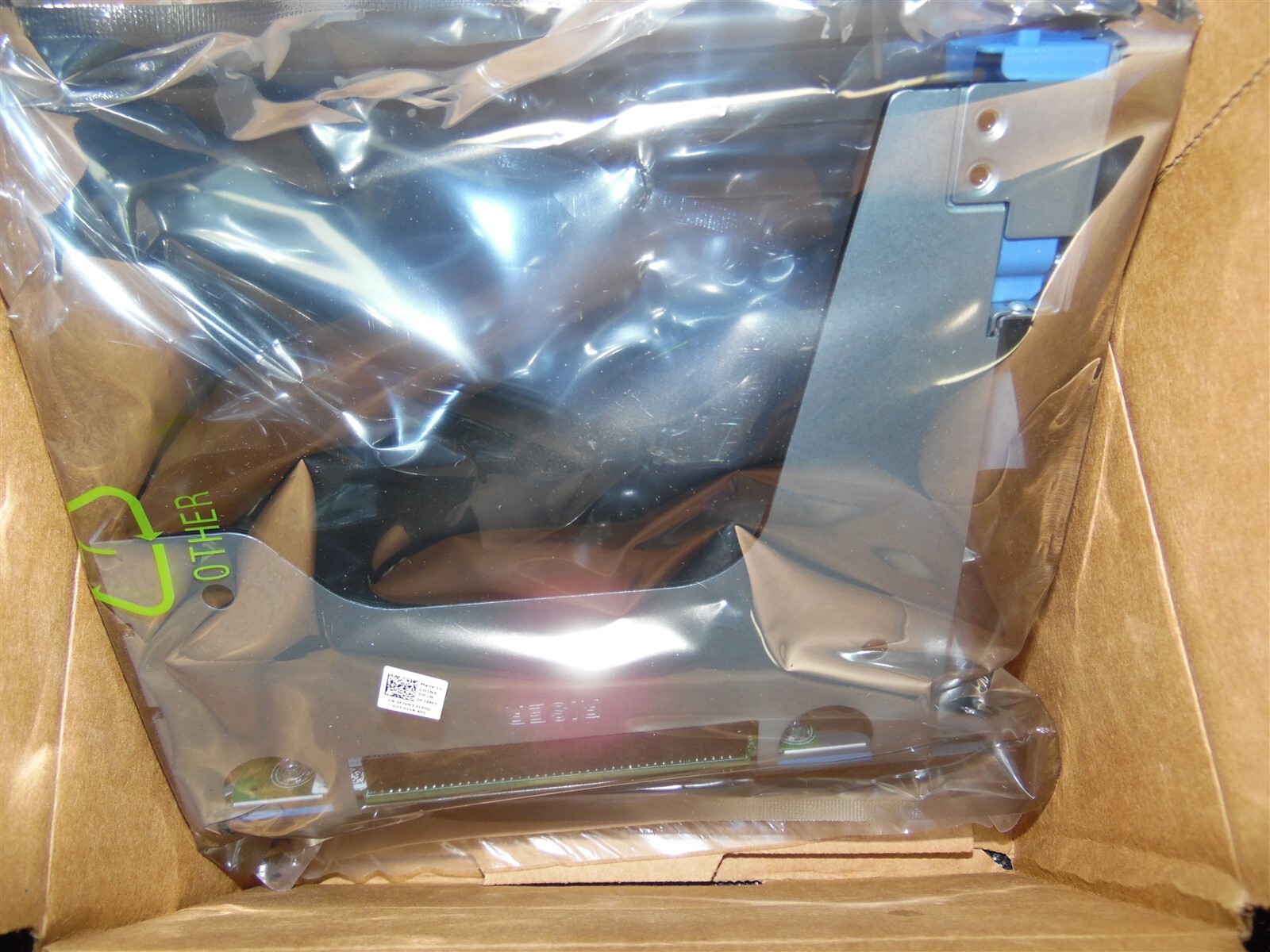 DELL EMC POWEREDGE SERVER R440 CHASSIS RISER 1 & 2 X8 PCI-E G3 FJ4M3 TXC2V