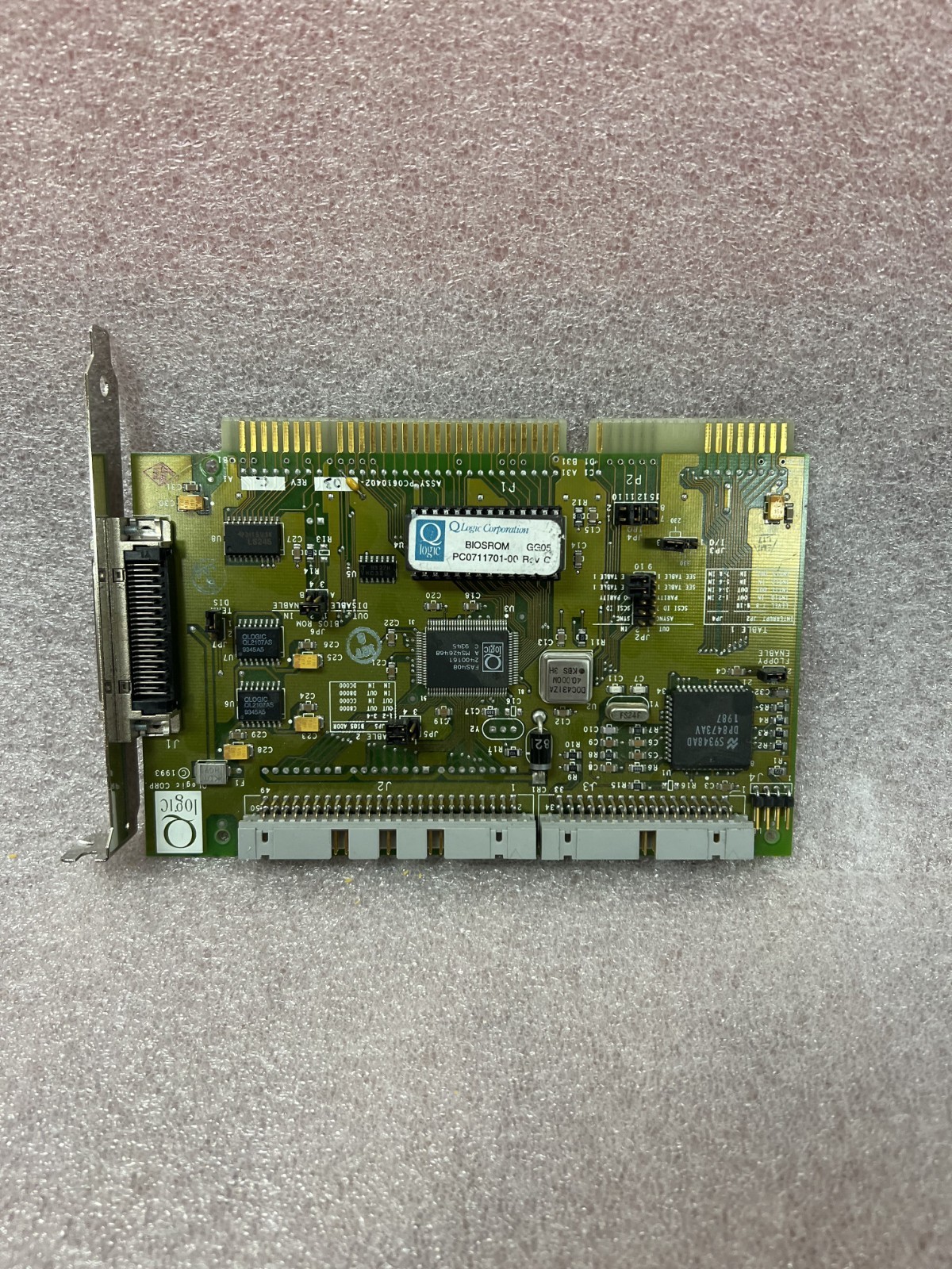SCSI I II Card pc0711701-00 ISA Q-Logic 16-Bit Rev C BIOSROM GG05