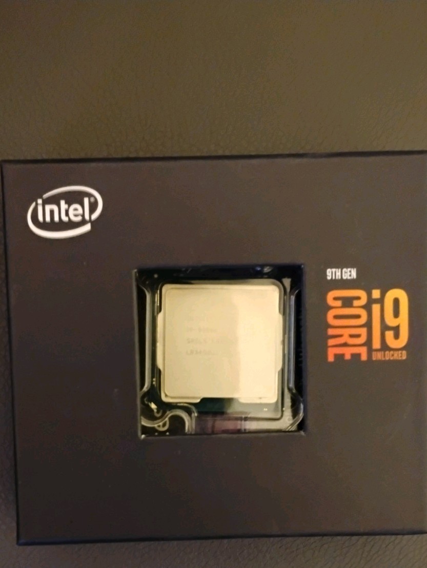 Intel Core i9-9900K (SRELS) @ 3.60GHz / 16MB /Socket 1151