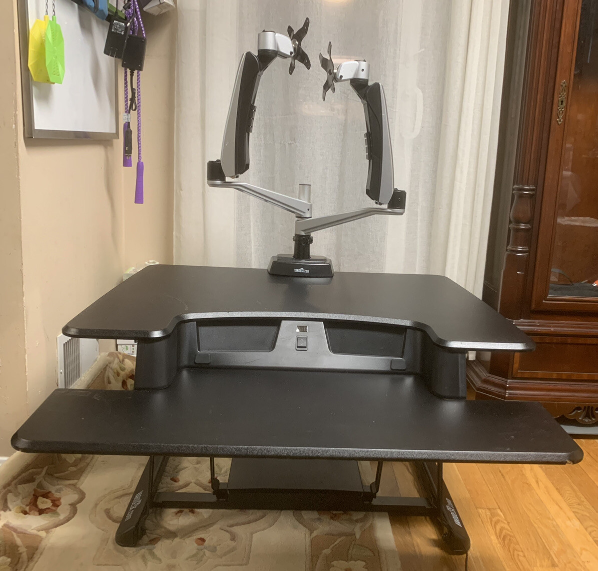 VARIDESK Height Adjustable Converter Pro Plus 36 Electric & Power cord