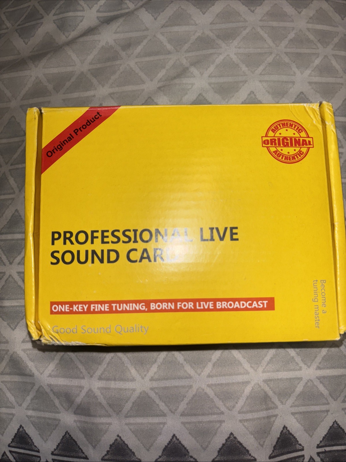 V8 Audio Mixing Sound Card USB for Singing Shouting Live Recording Rechargeable