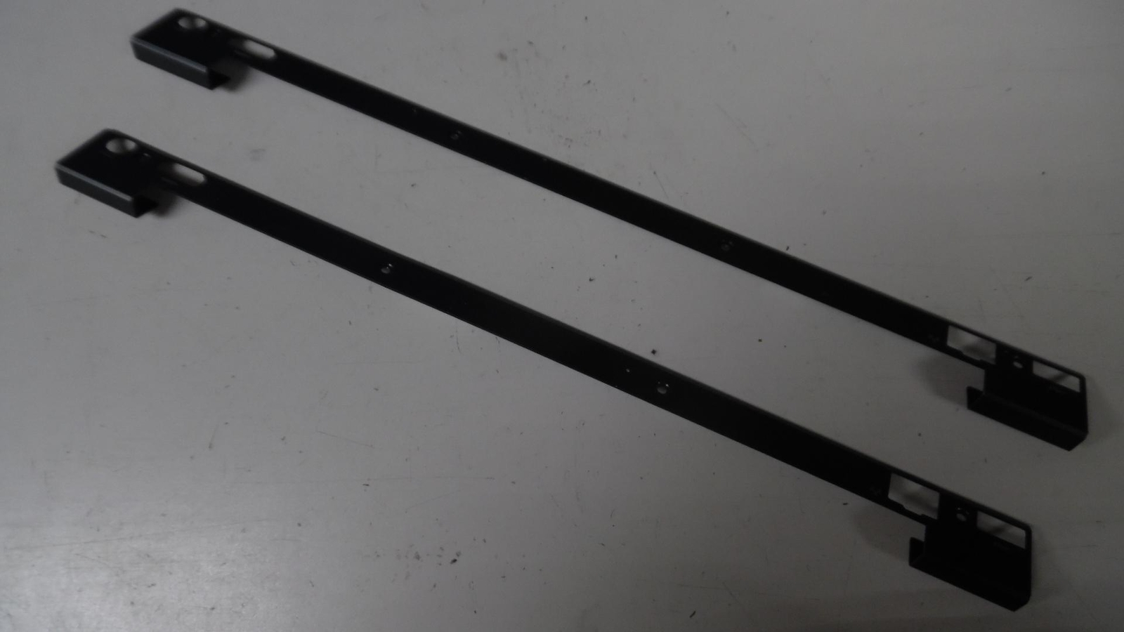 2 X Genuine Dell Latitude E6440 - Rear Hinge Bezel Trims - 0W3CM7