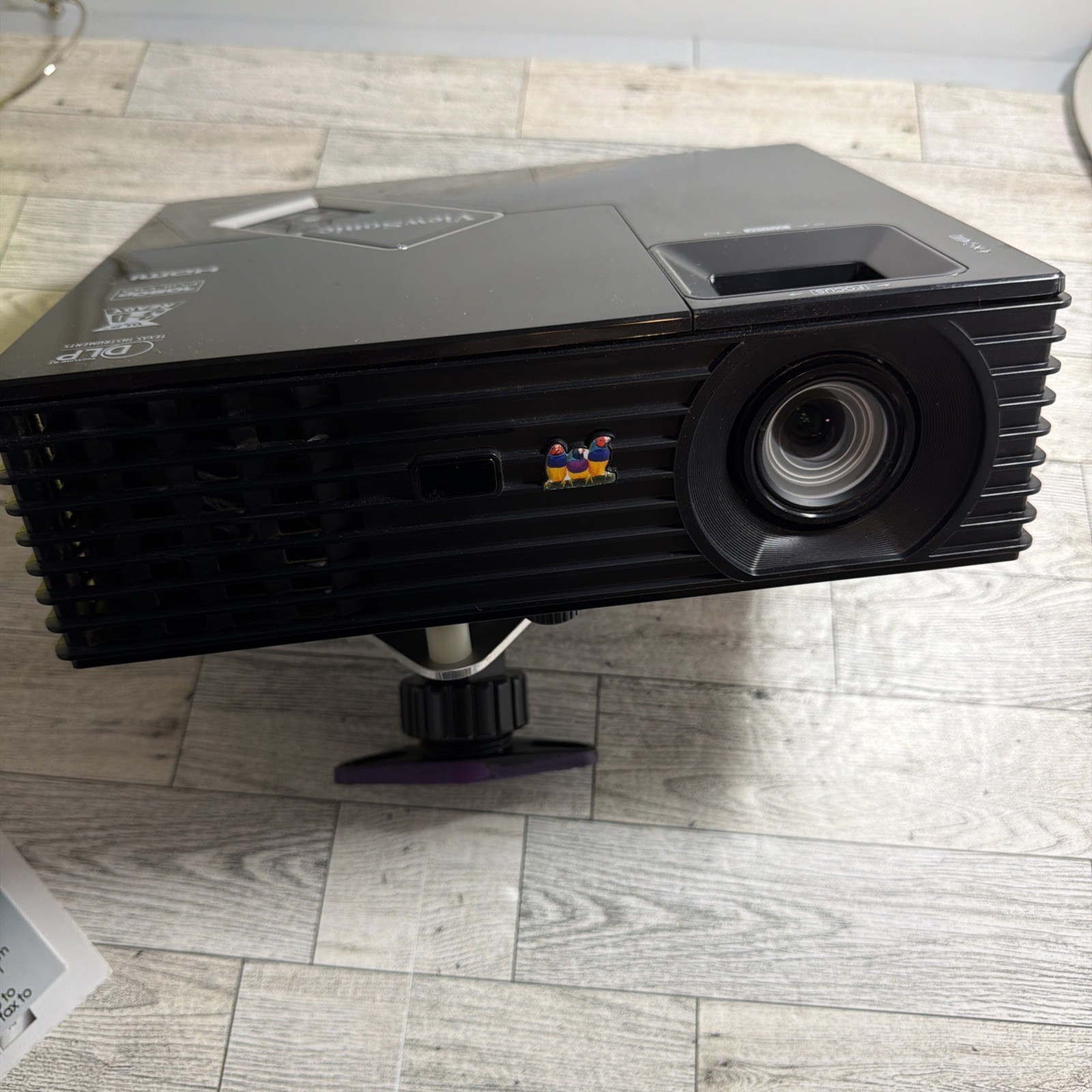 ViewSonic DLP PJD7820HD 1080p Projector remote , ceiling mount tested