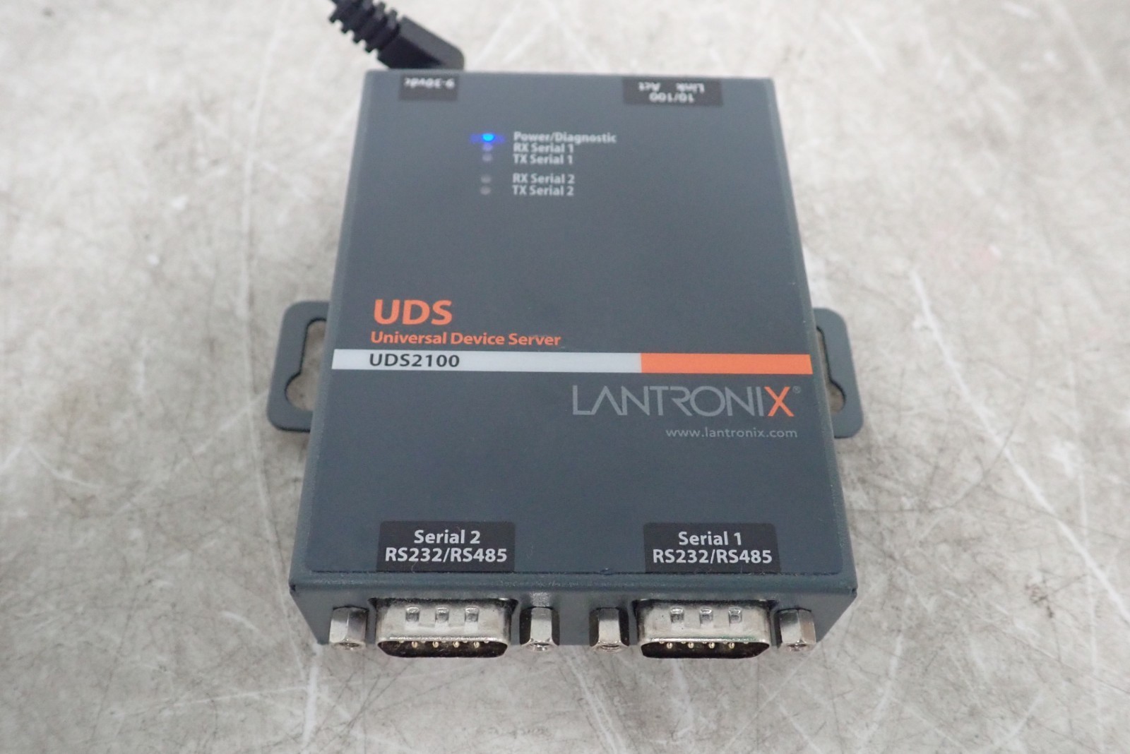 Lantronix UDS2100 SDS2101 Universal Device Server 950-00157 w/ Power Supply