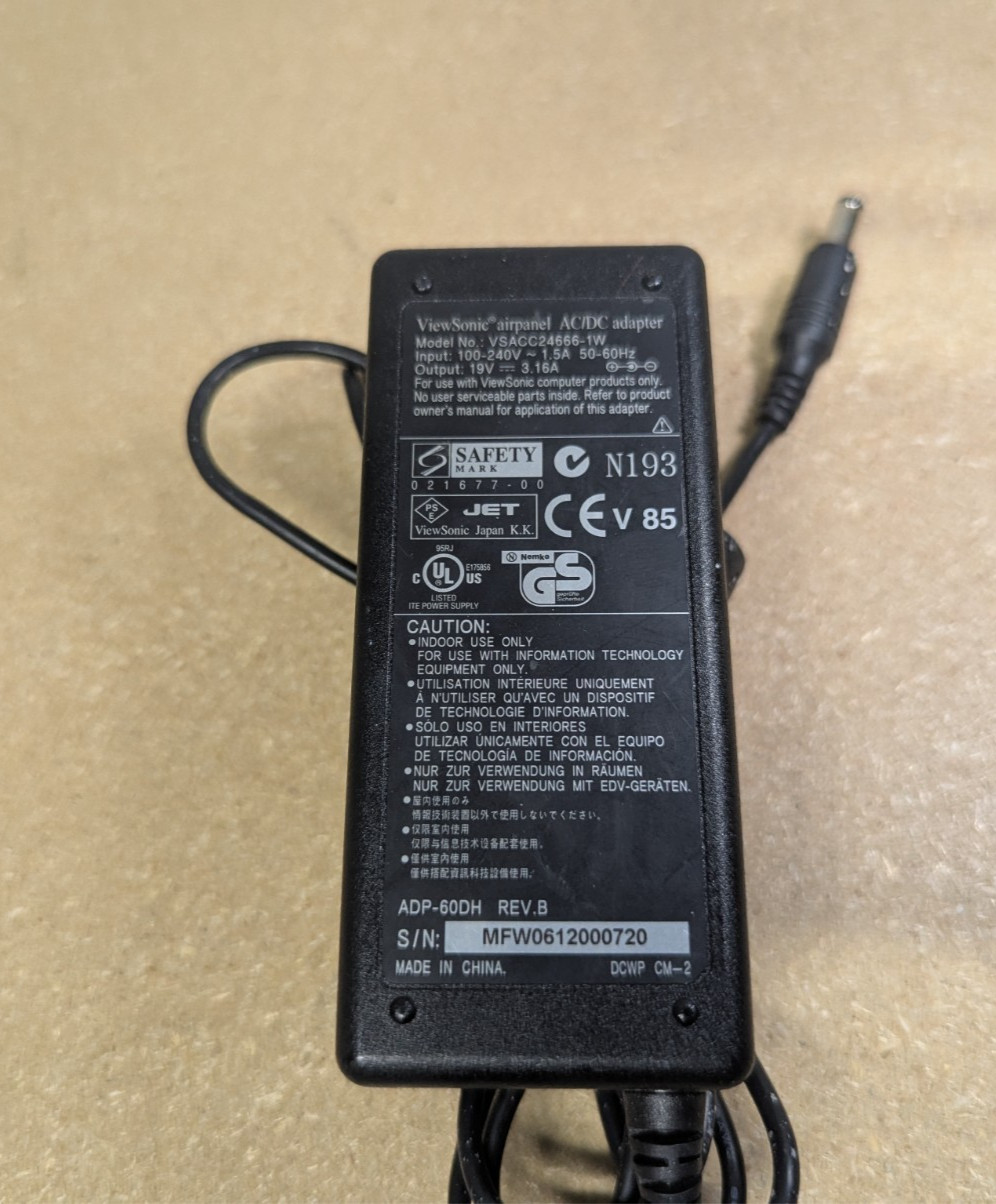 Genuine ViewSonic airpanel AC/DC adapter VSACC24666-1W 19V 3.16A.