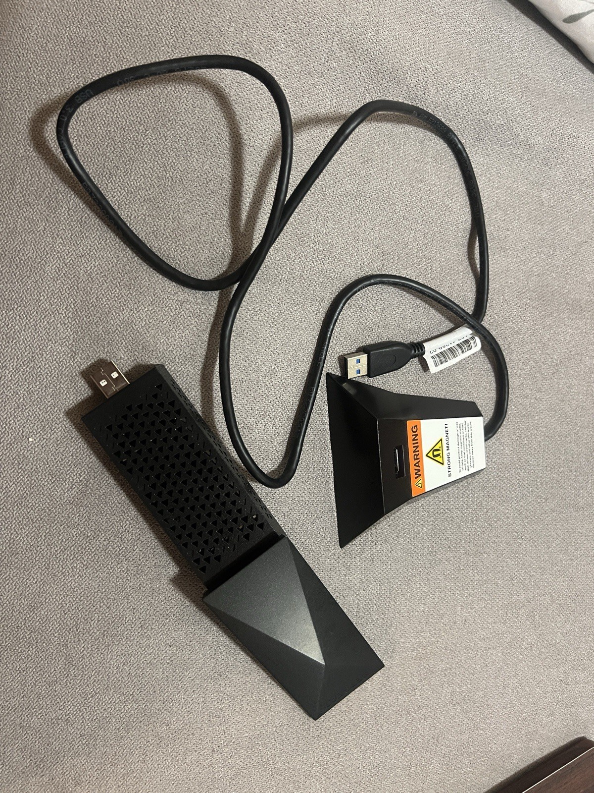 Netgear Nighthawk AC1900 WiFi USB Adapter (A7000) – Dual Band, USB 3.0, Cradle