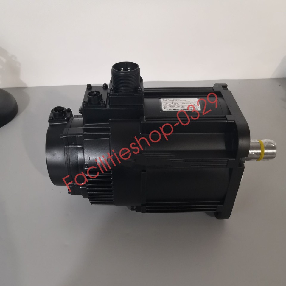 1PC New YASKAWA SGMGV-20ADA6C Servo Motor In Box Expedited Shipping DHL/FedEx