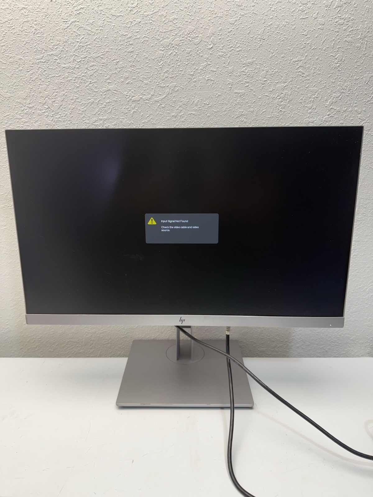 HP EliteDisplay E223 213" Monitor Power Tested Cords Included