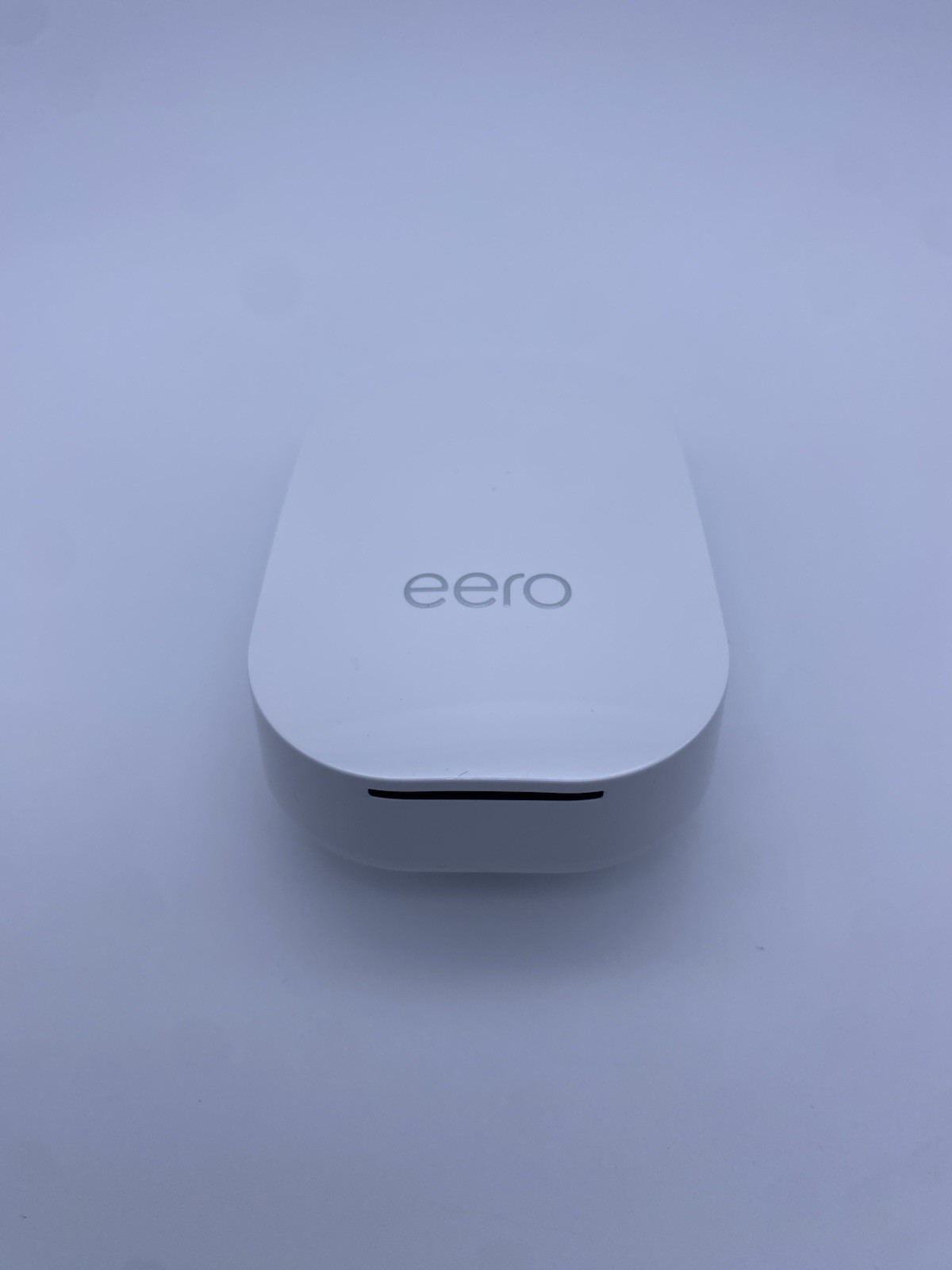 eero Beacon 350 Mbps Mesh WiFi Range Extender Model D010001, Tested, 