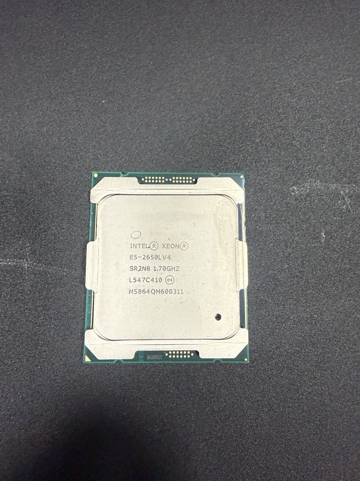 Intel Xeon E5 2650L V4 LGA 2011-3 14 Core 35MB 65W 1.7GHz SR2N8 CPU processor