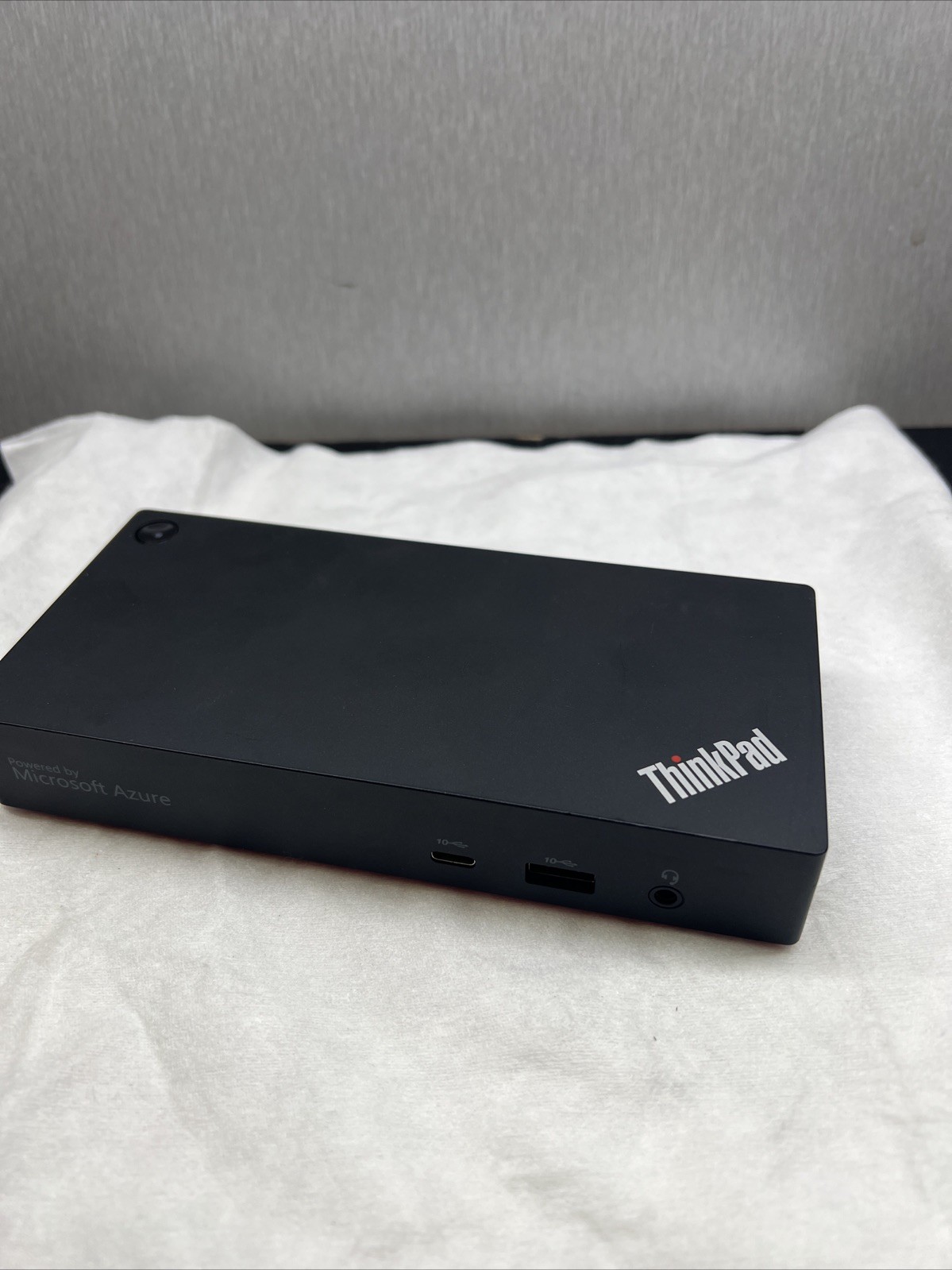 Lenovo ThinkPad Universal USB-C Smart Dock Station (40B20135US) No Adapter