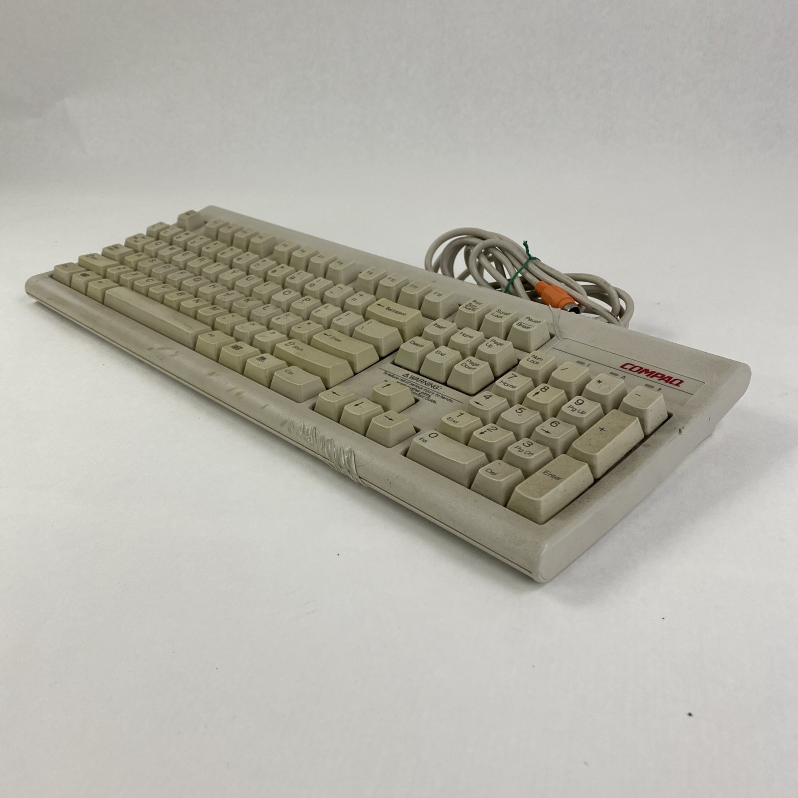 Compaq KB-3923 5V 18"L 7"W 6 Pin Keyboard - Tested 