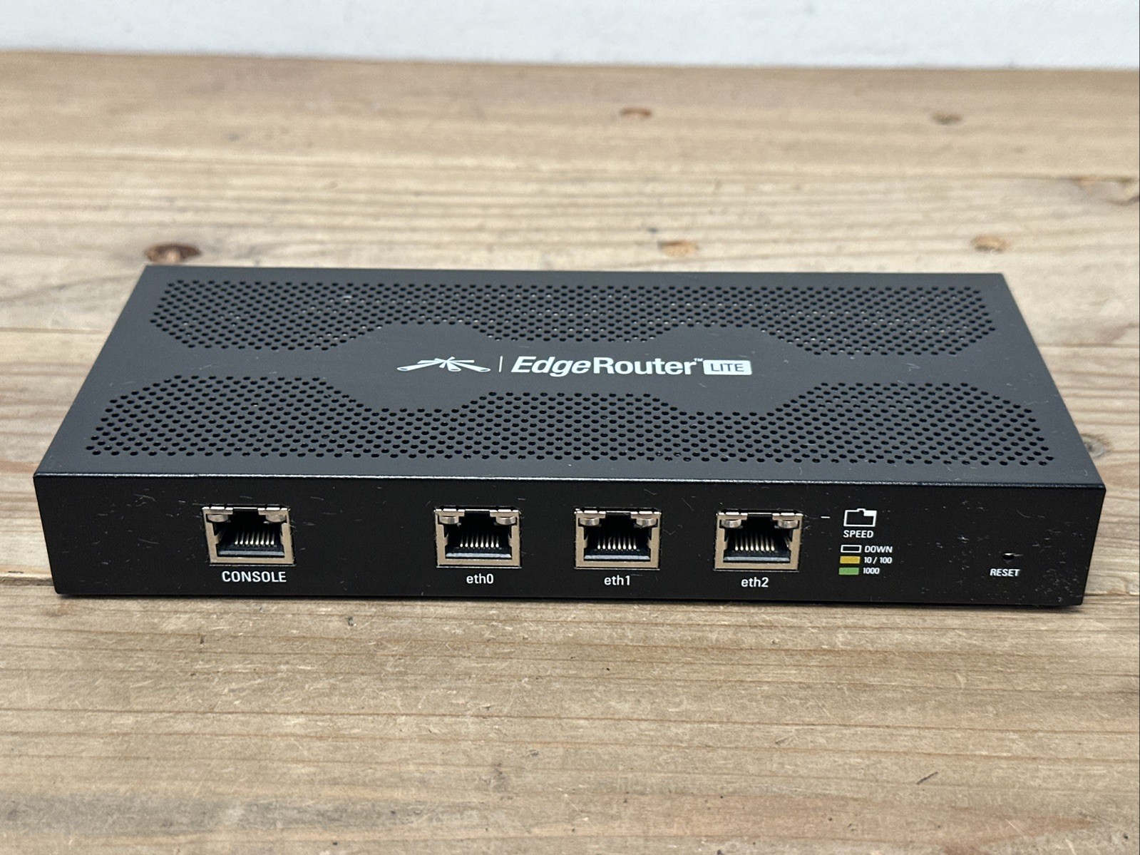 Ubiquiti Networks EdgeMax EdgeRouter Lite 3Port Router ERLite3 No Power  G2U