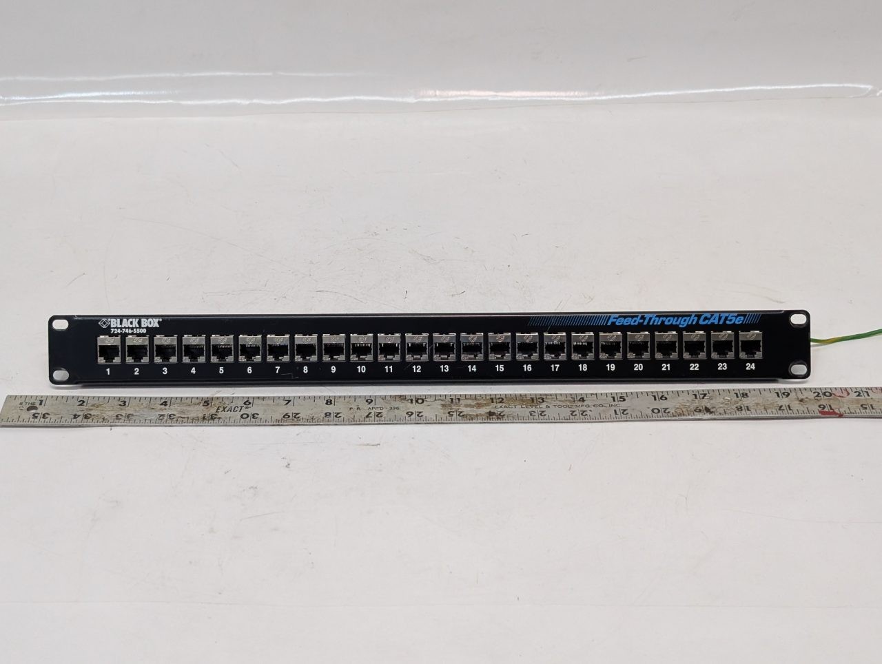 Black Box JPM804A-R2 CAT5e 24-Port Shielded Feed-Through Patch Panel 19in 1U