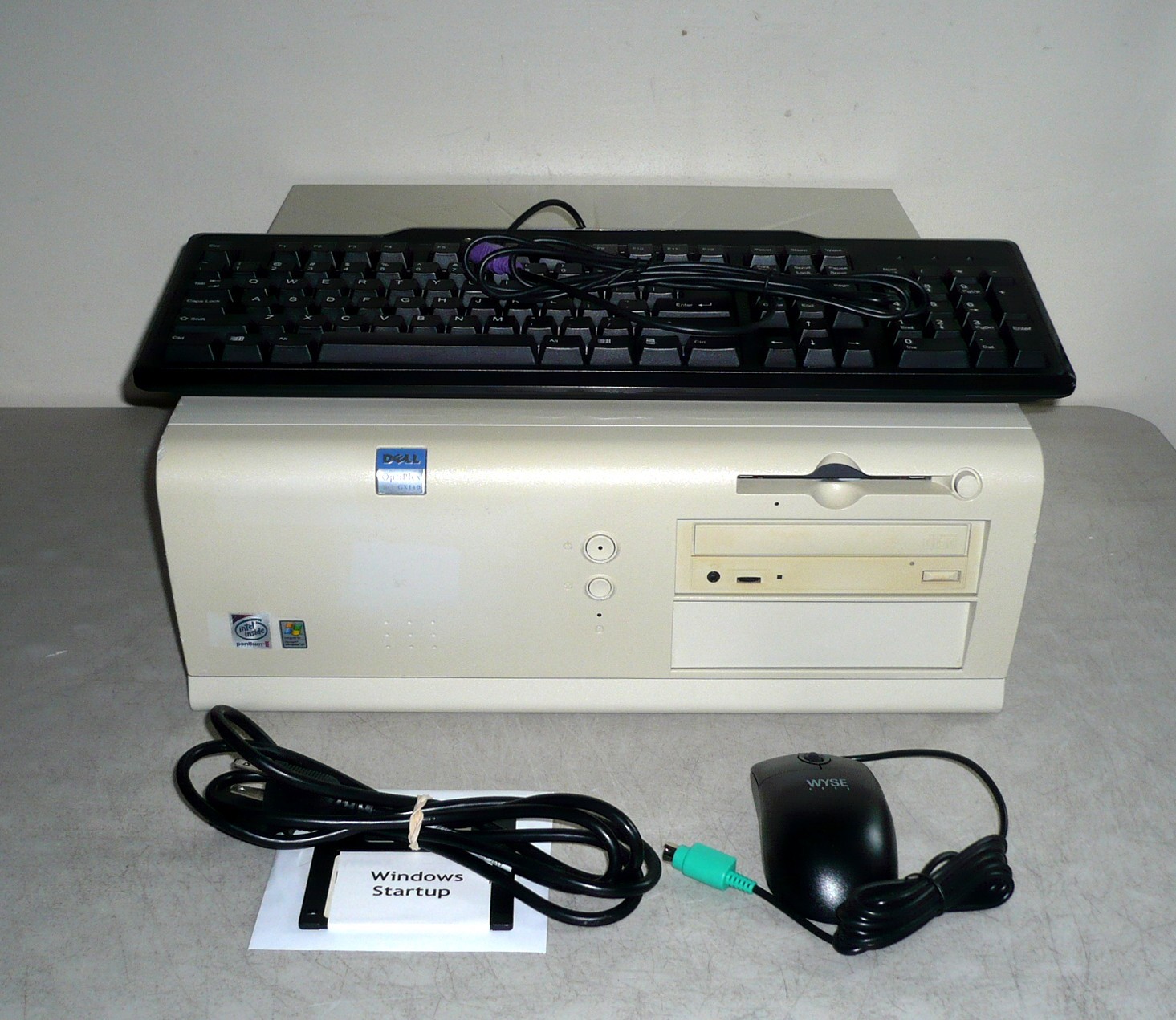 Dell Windows 95 Plus Optiplex GX110 Desktop PC PIII 600MHz/64GB-SSD/192MB