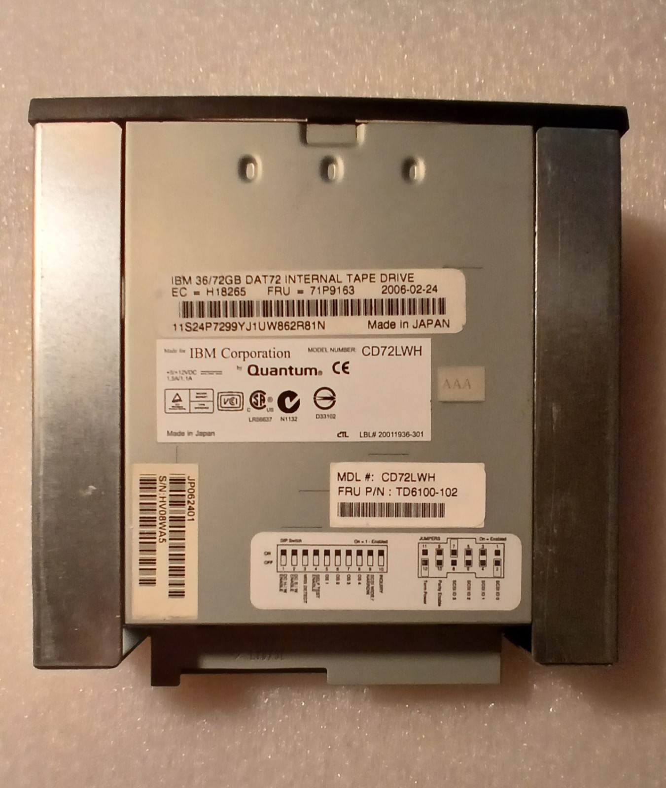 IBM Quantum CD72LWH Tape Drive DAT72 DDS5 GEN5 LVD SCSI 40K2558 40K2553