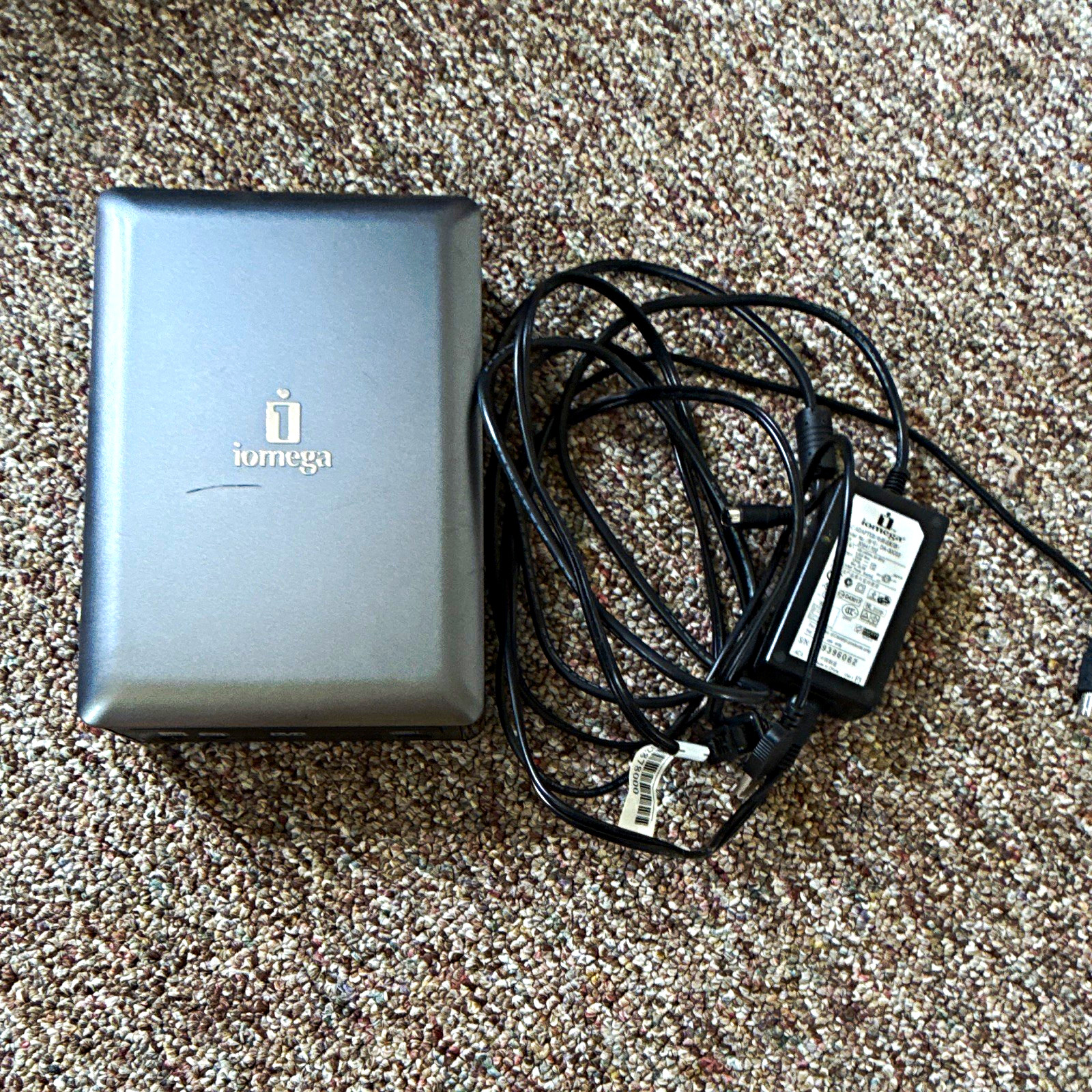 Iomega Super DVD R/RW External Disc Drive-Model DVDRW16XU2