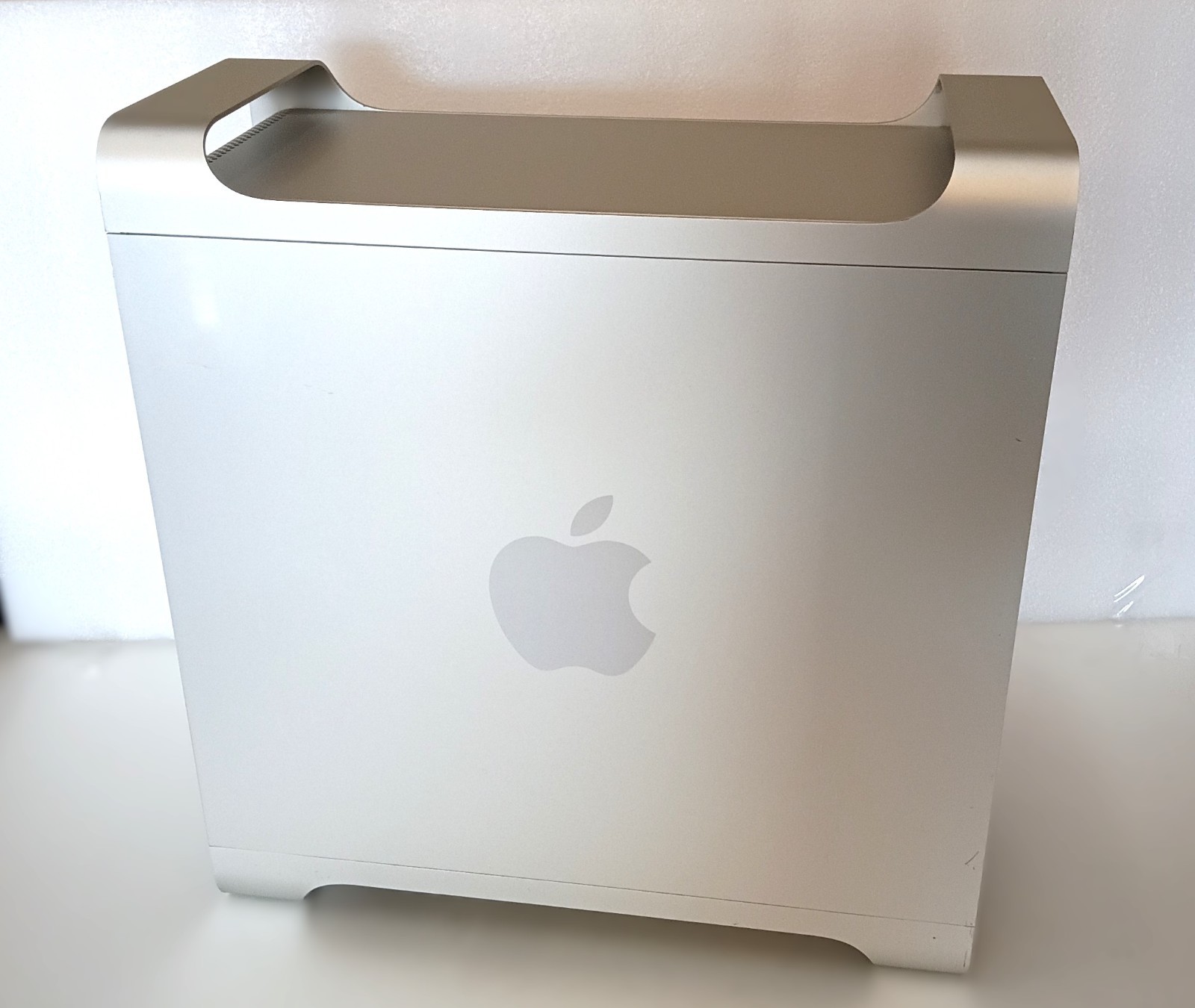 Apple Mac Pro A1289 Intel Xeon W3565 3.2 GHz, 2TB HDD, 8RAM, Windows 10