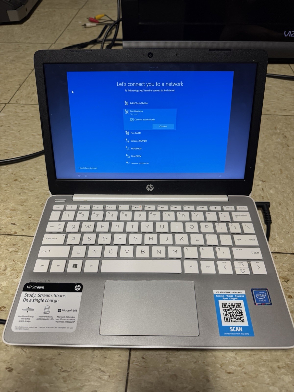 HP Stream 11-ak0035nr 11.6” Laptop 4GB RAM 32GB eMMC Battery Issue