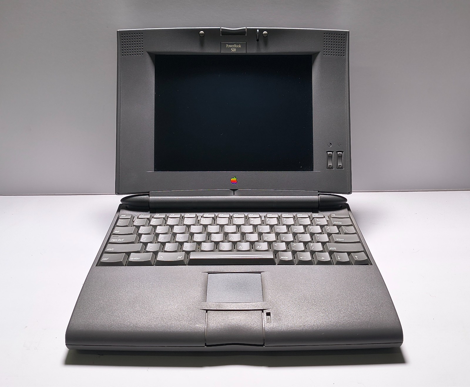Apple Power Book 520 Vintage Lap Top Computer For Parts Or Repair - AS IS