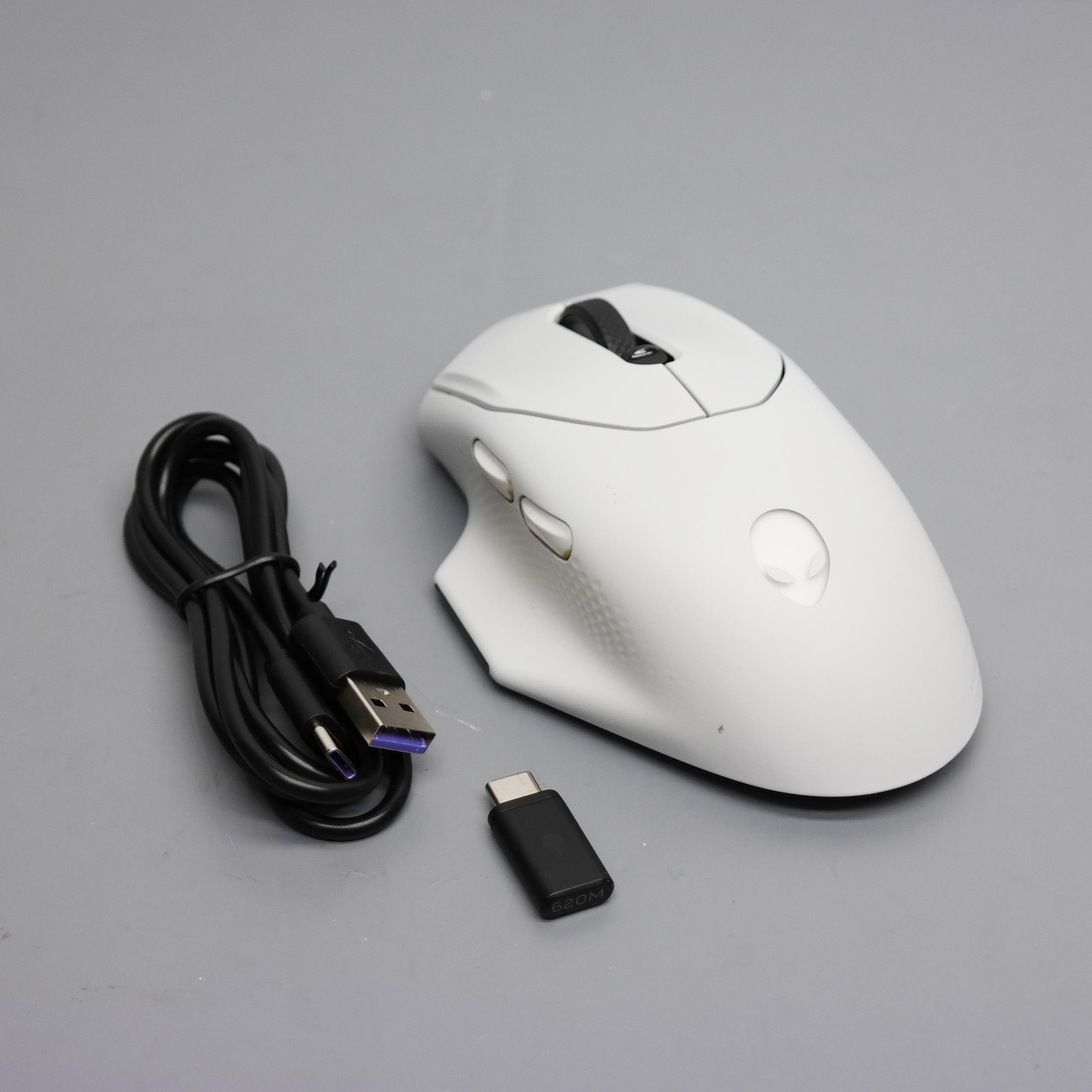 Alienware AW620M Wireless Optical Gaming Mouse - Lunar Light
