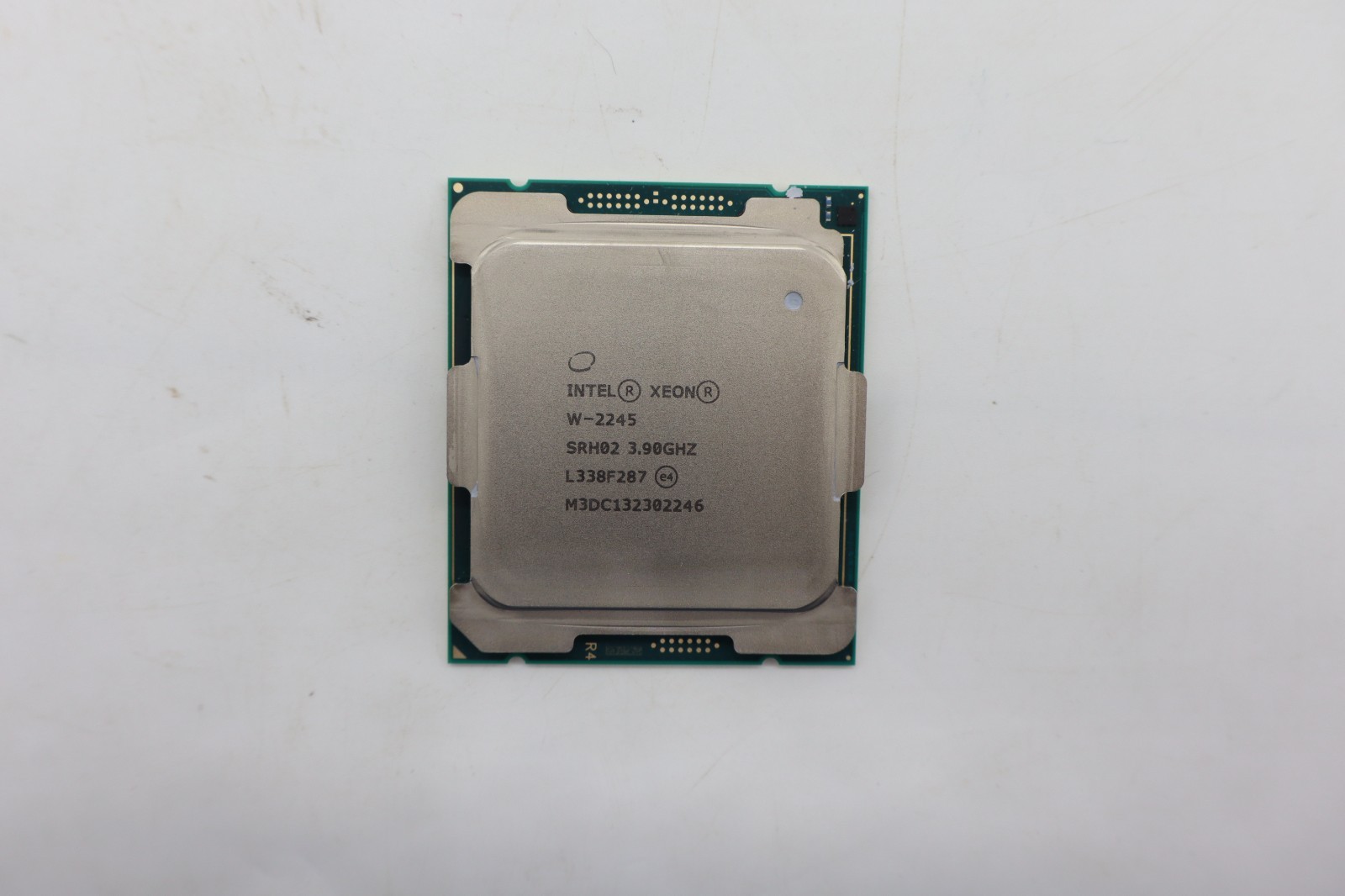 Intel Xeon W-2245 SRH02 3.90GHz 16.5MB 8-Core LGA2066 CPU Processor