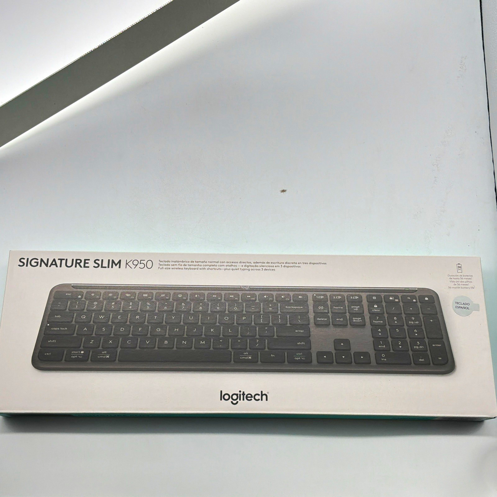 Logitech Signature Slim K950 Wireless Bluetooth Keyboard Spanish QWERTY Black