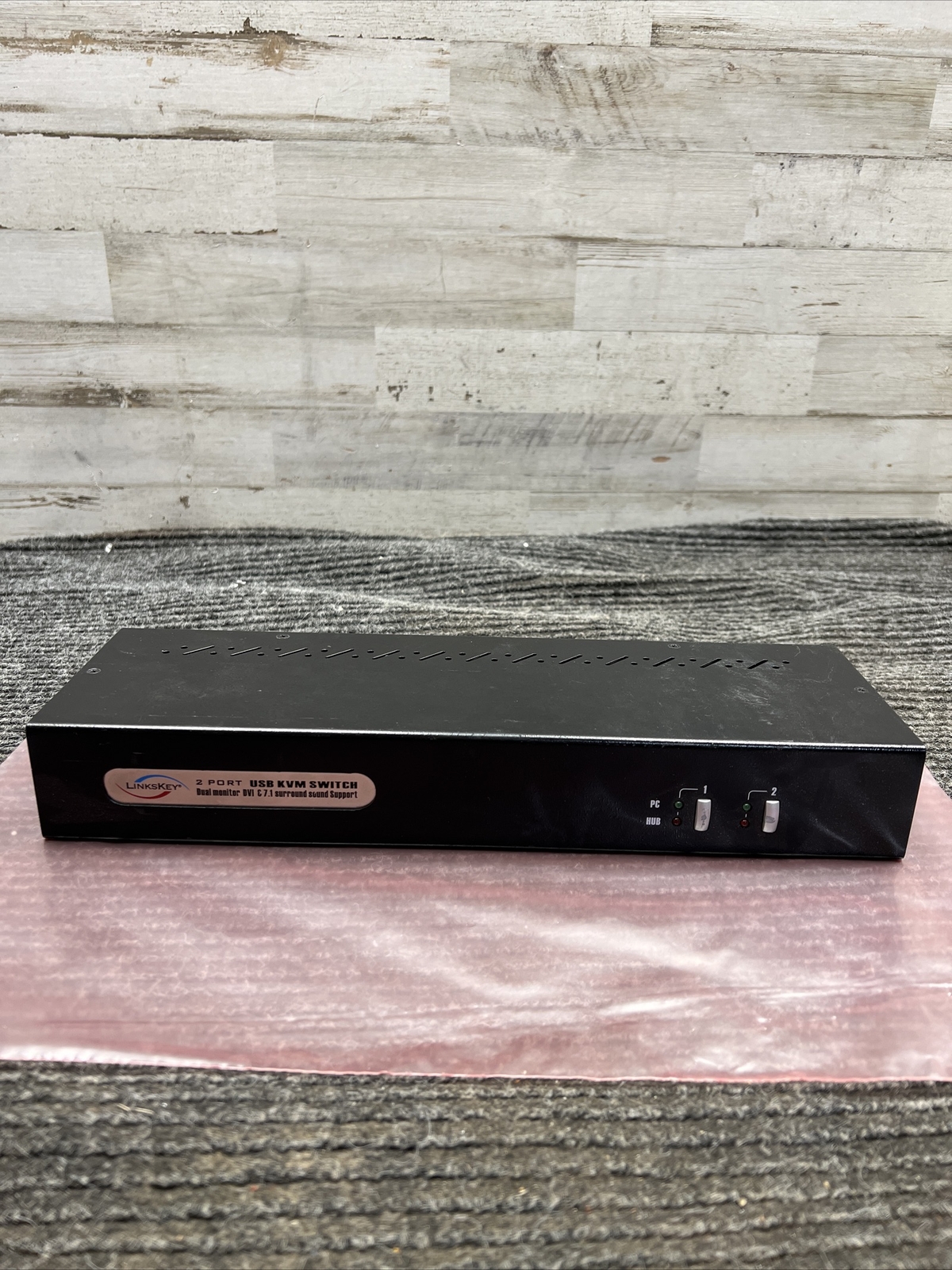 Used Linkskey LDV-DM702AUSK Dual Monitor KVM Switch