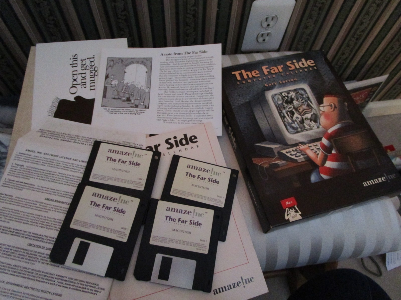 1991 VINTAGE THE FAR SIDE COMPUTER CALENDAR GARY LARSON AMAZE INC MAC