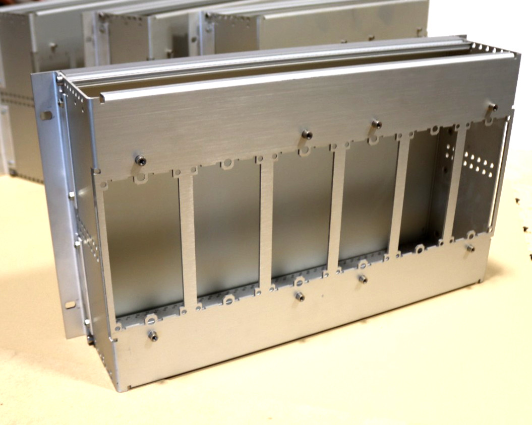 19-Inch 6-Slot Rackmount Chassis Card Cage