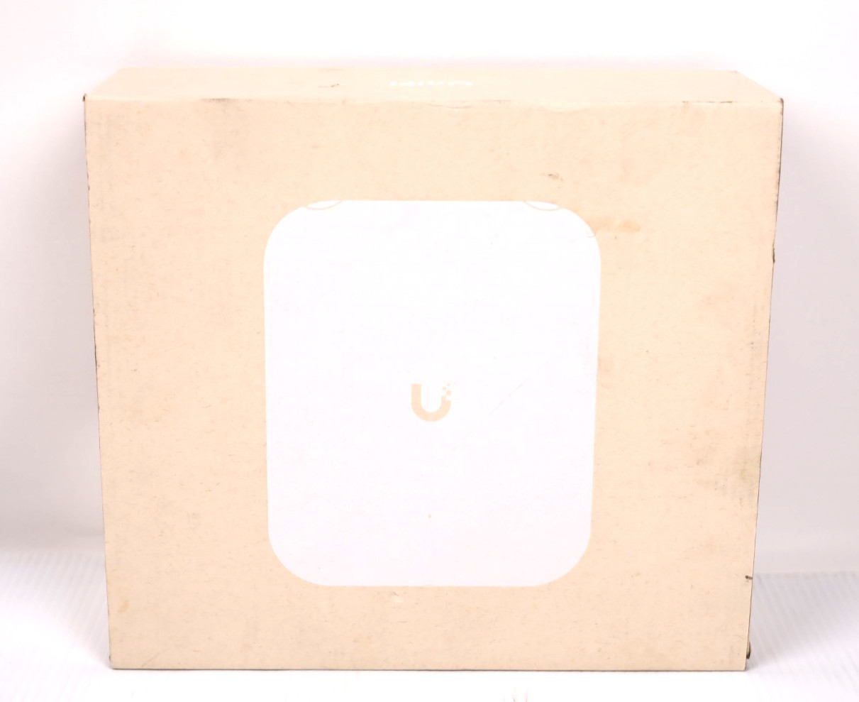 Ubiquiti U7-PRO-OUTDOOR-US WiFi 7 Access Point y379