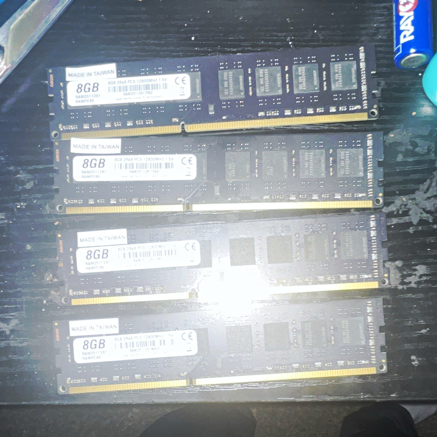 DDR3 32GB (4x8GB) PC3-12800M 240-Pin DIMM RAM Memory Modules Lot