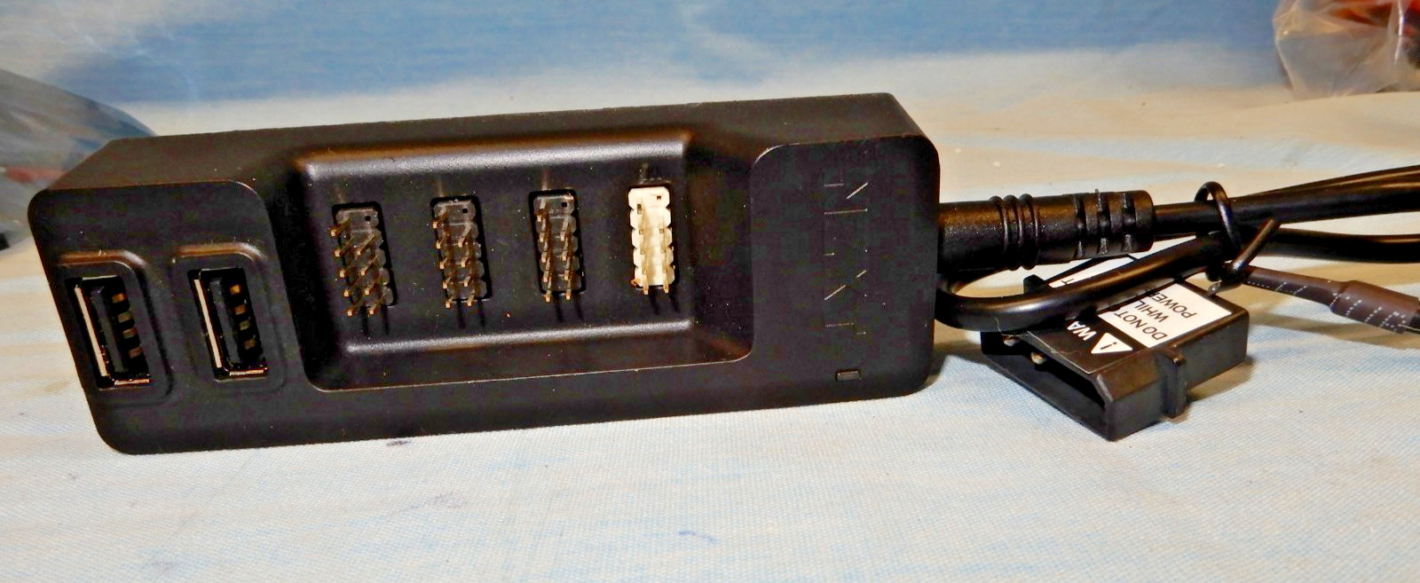NZXT Internal USB Hub 3 - Expands 4 USB 2.0 Ports - Sleek Multifunctional Design