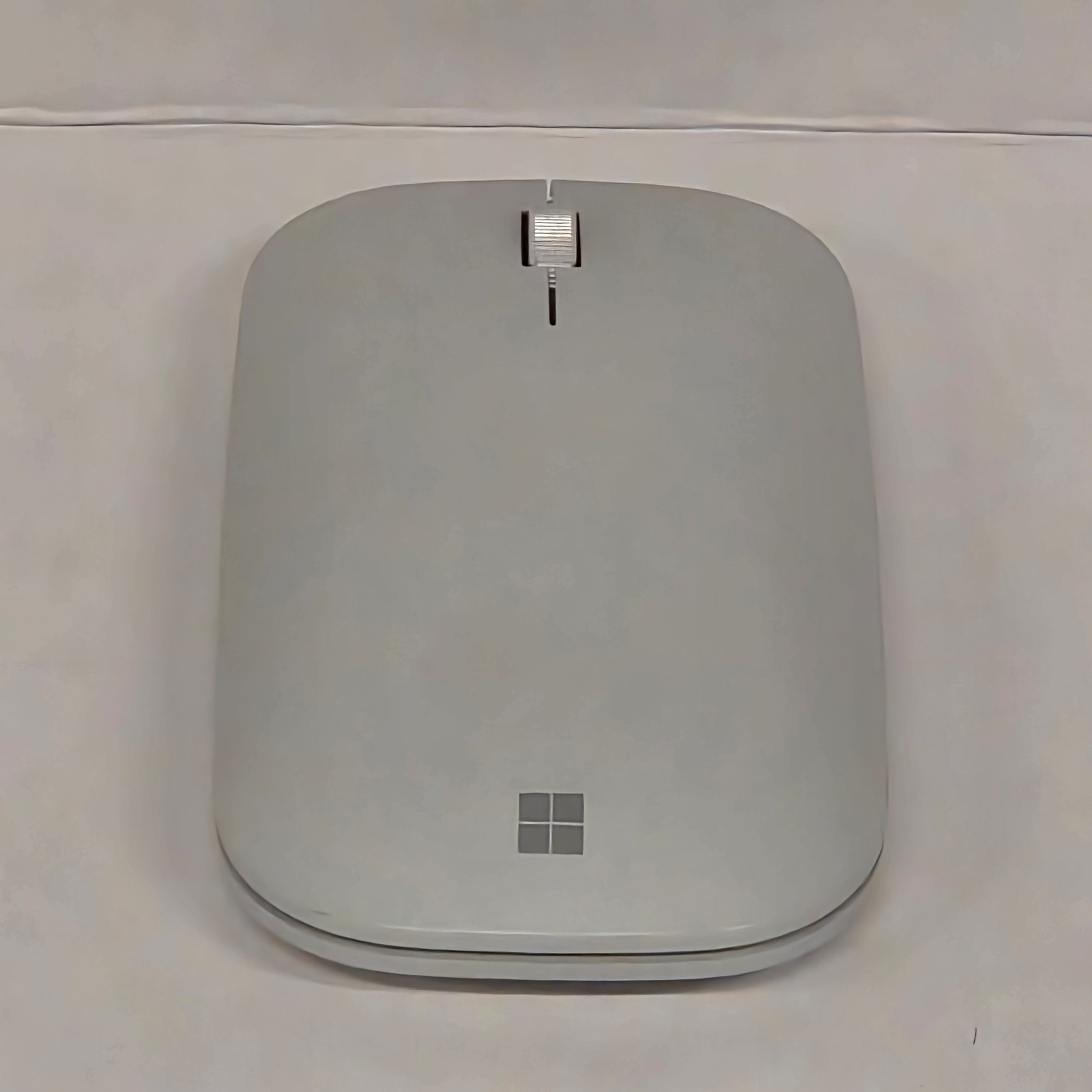 Microsoft 1679 Surface Modern Mobile Mouse Tested White