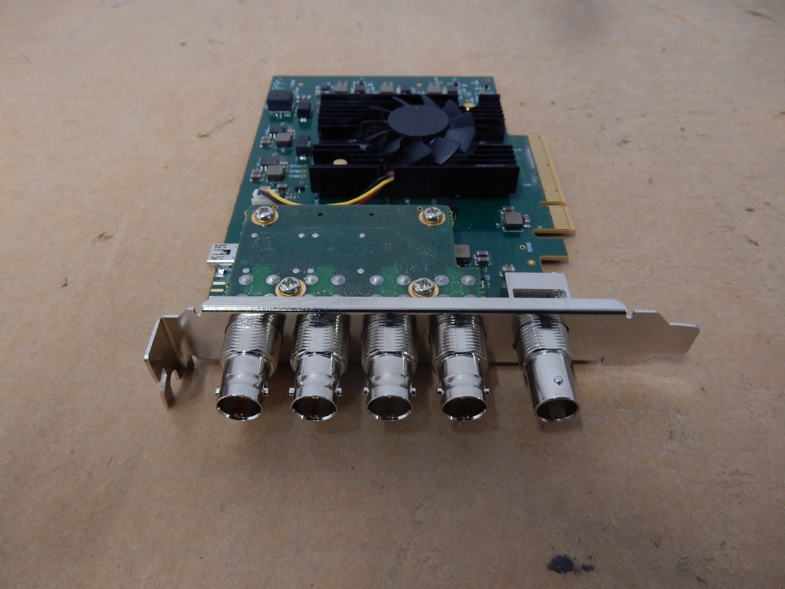 BLACKMAGIC DECKLINK 4K PRO High-performance PCIe 12G-SDI Capture/playback Card