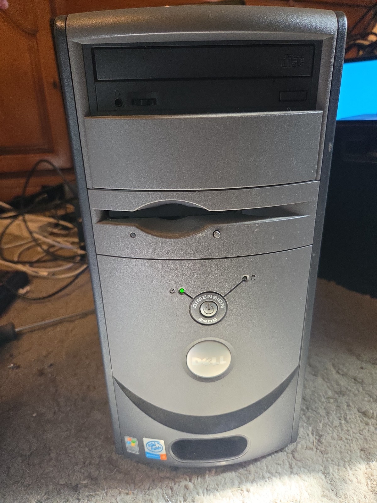 Dell Dimension 2400 Tower Win XP Intel Pentium 4 CPU 2.66GHz 1 GB Ram NO HDD/OS