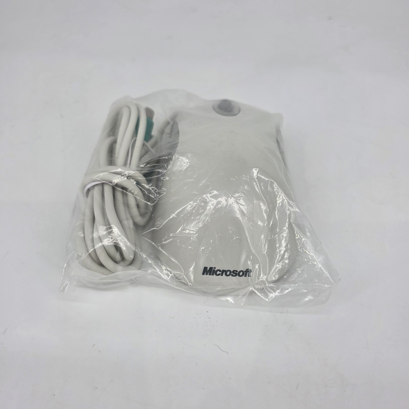 Brand NEW--Microsoft X05-07295 5-Buttons IntelliMouse PS2 Scroll BALL Mouse 1.0A