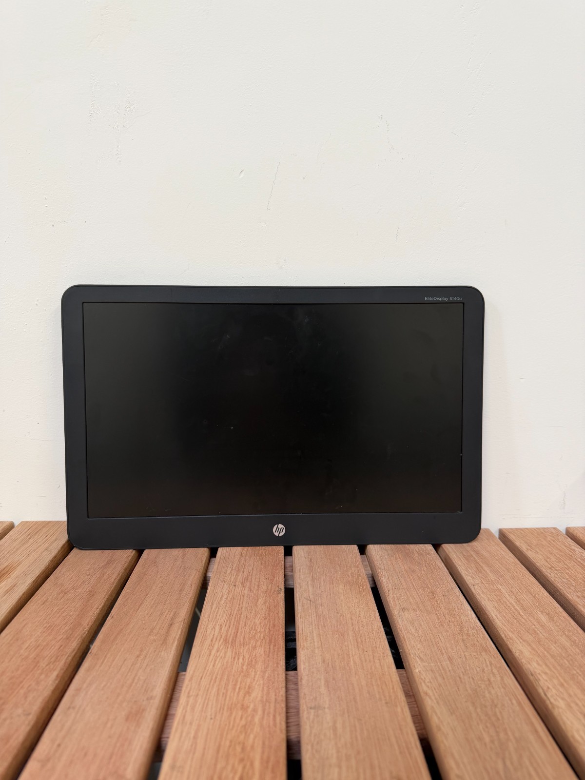 HP EliteDisplay S140u 14" USB Portable LED Monitor