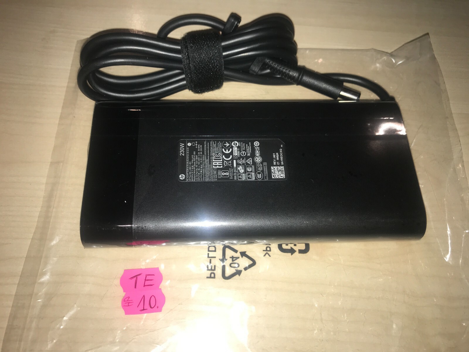 HP Series Genuine AC Adapter Charger 19.5V 230W L38011-001 TPN-LA10 925141-850